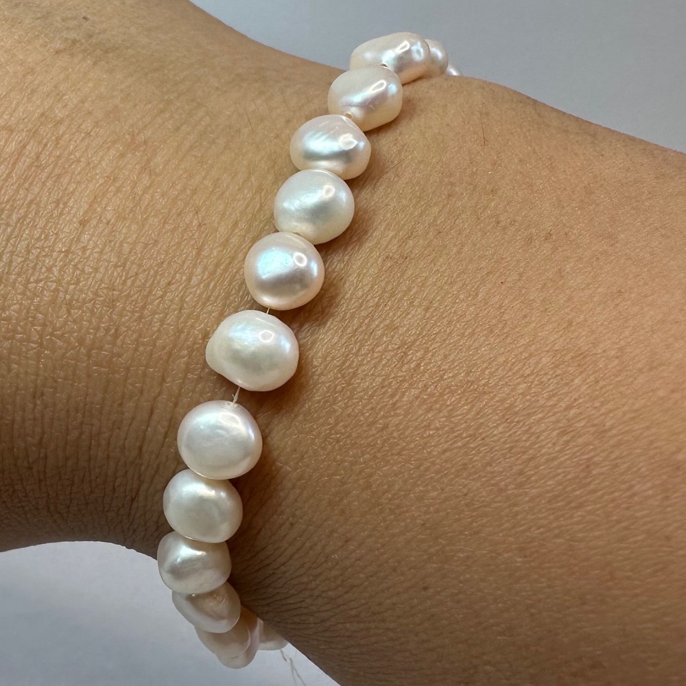 Women Pearl Bracelet OS Natural White Baroque Stretch Coastal Wedding Freshwater